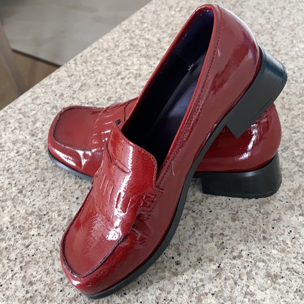 Kid’s BASS red penny loafers